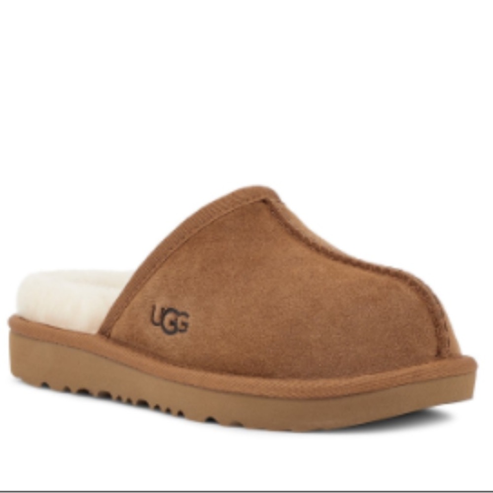 UGG slippers NEW IN BOX
